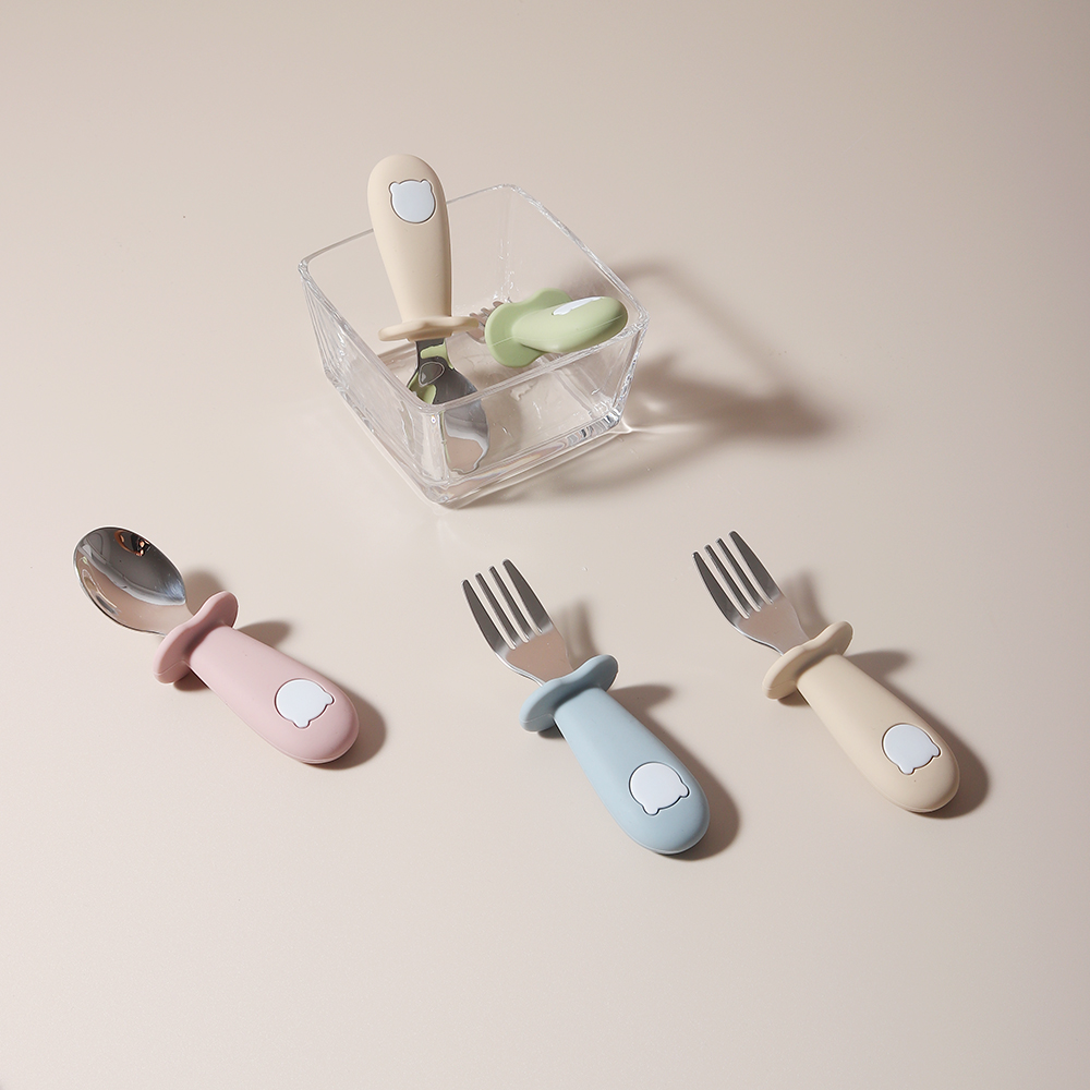 Baby Panda Shape Silicone Spoo - Weaning Spoon Set recension och pris